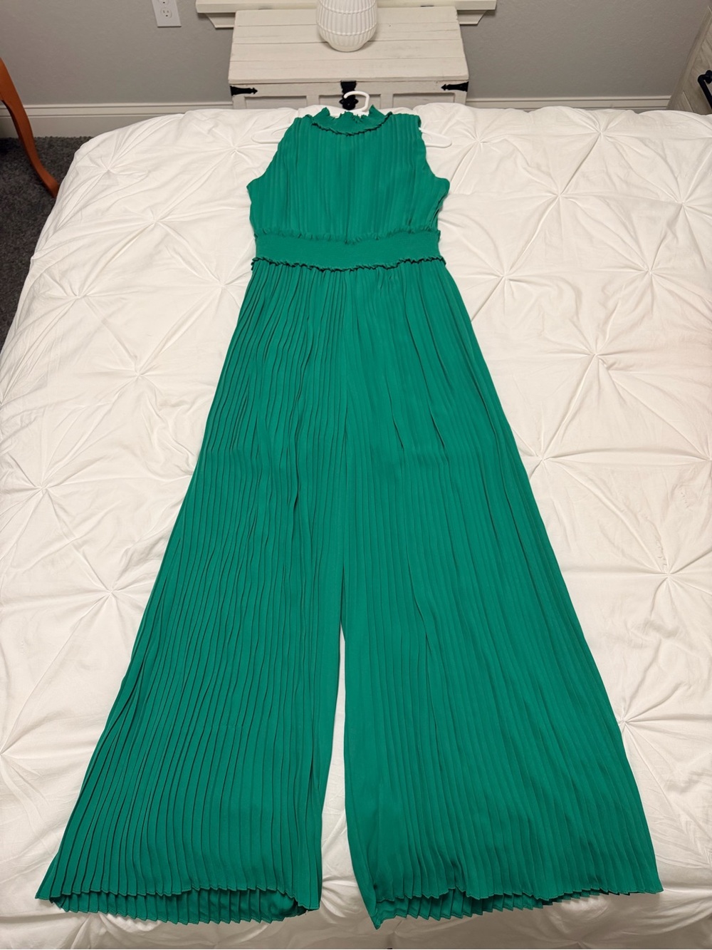 Nanette Lepore Emerald Green Pleated Sleeveless Jumpsuit